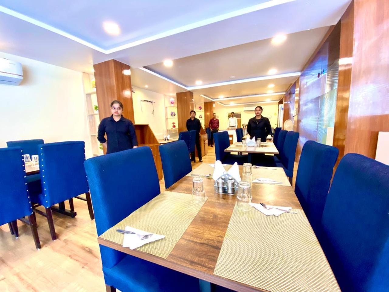 Hotel Sky International- Airport Zone Hyderabad เชมชาบัด ภายนอก รูปภาพ