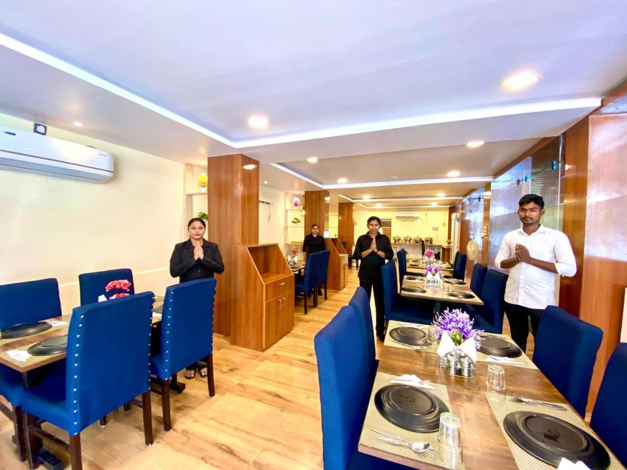 Hotel Sky International- Airport Zone Hyderabad เชมชาบัด ภายนอก รูปภาพ
