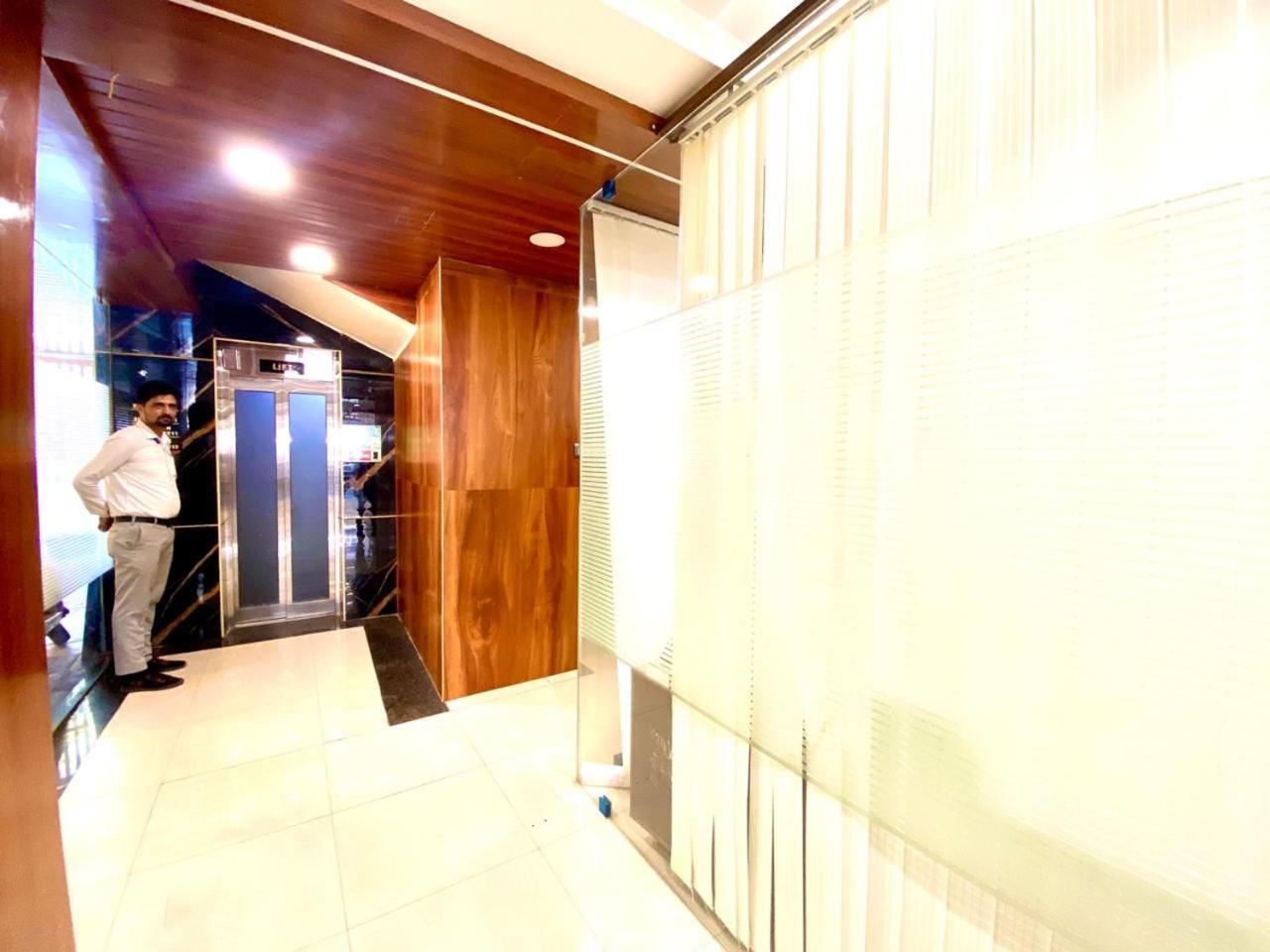 Hotel Sky International- Airport Zone Hyderabad เชมชาบัด ภายนอก รูปภาพ