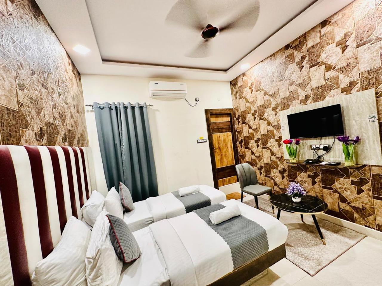 Hotel Sky International- Airport Zone Hyderabad เชมชาบัด ภายนอก รูปภาพ