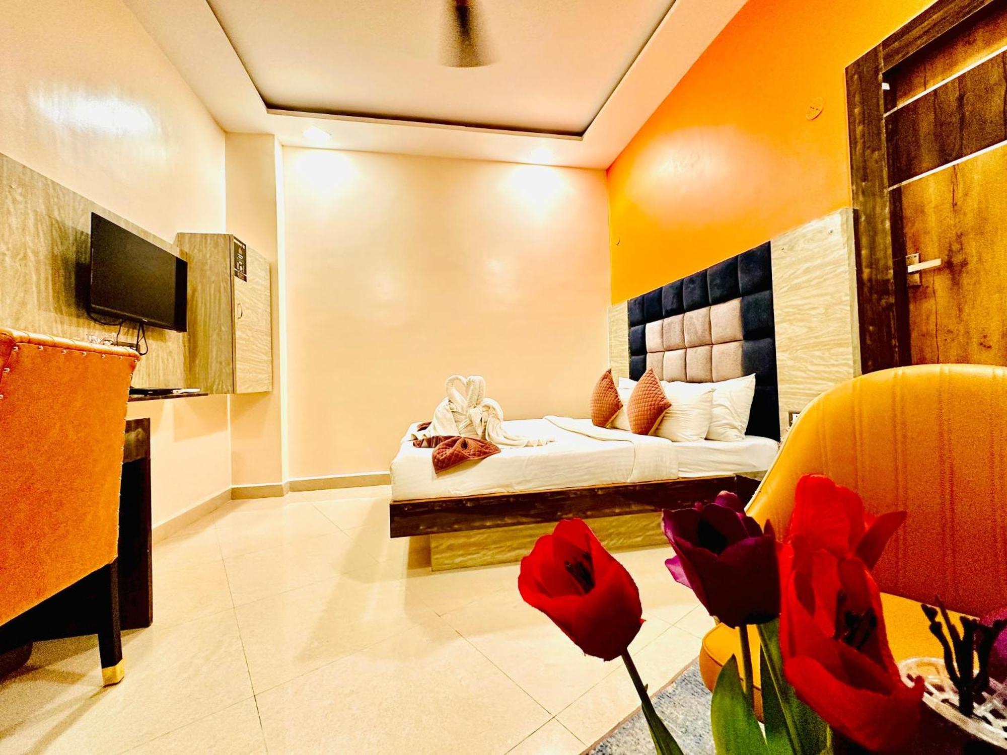 Hotel Sky International- Airport Zone Hyderabad เชมชาบัด ภายนอก รูปภาพ