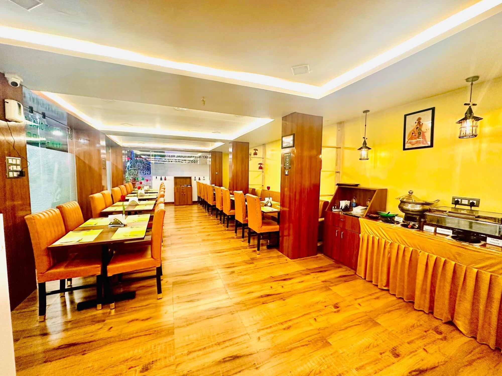 Hotel Sky International- Airport Zone Hyderabad เชมชาบัด ภายนอก รูปภาพ
