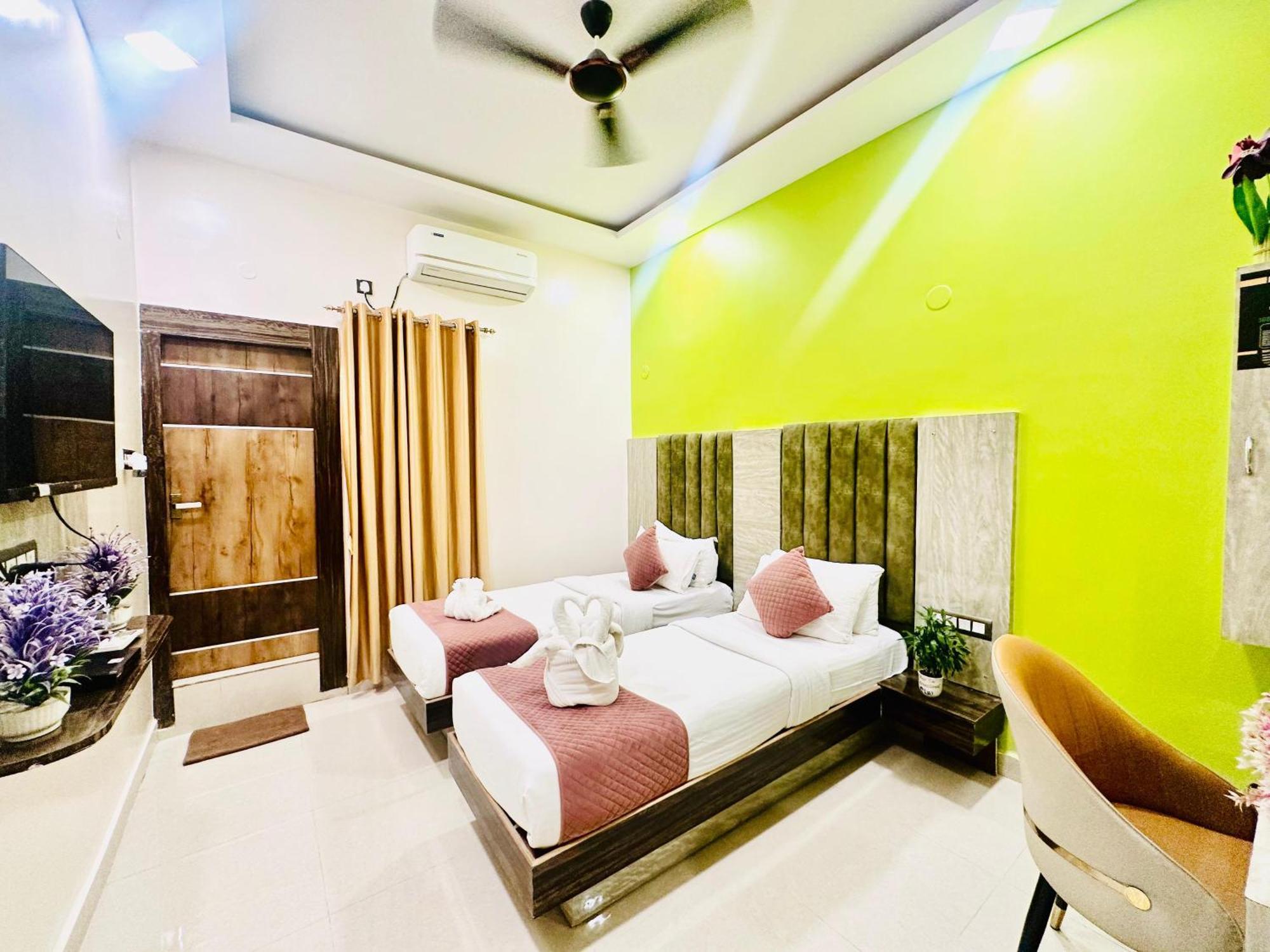 Hotel Sky International- Airport Zone Hyderabad เชมชาบัด ภายนอก รูปภาพ